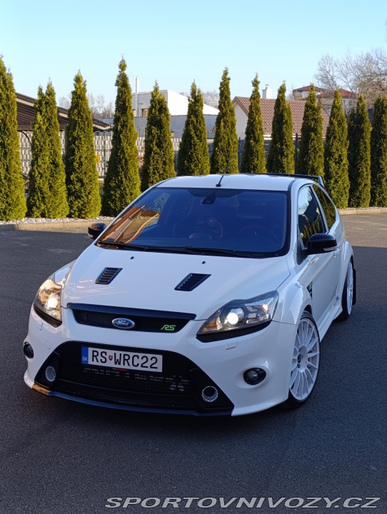 Ford Focus RS RS 2.5 T 2009