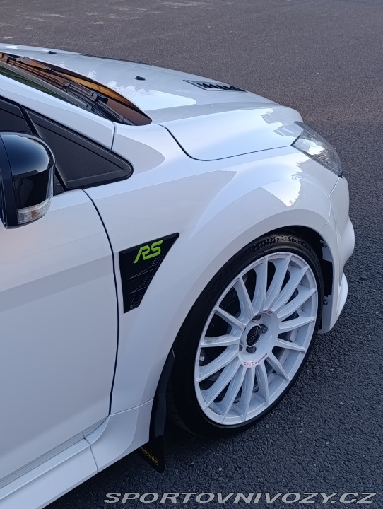 Ford Focus RS RS 2.5 T 2009