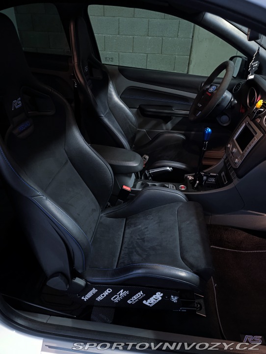 Ford Focus RS 2.5 T 2009