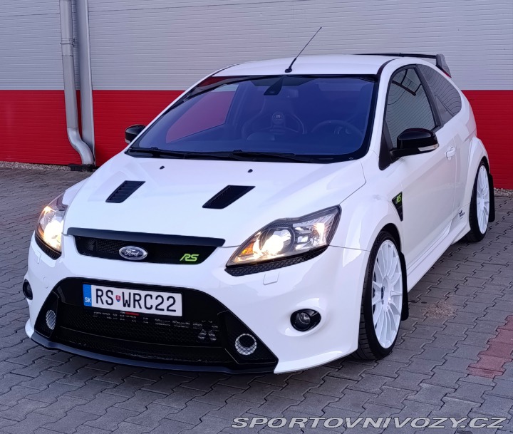 Ford Focus RS 2.5 T 2009