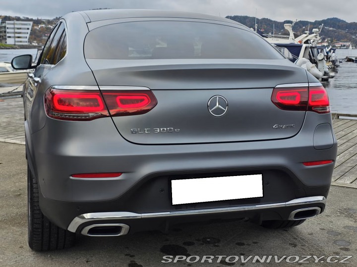 Mercedes-Benz Ostatní modely Glc 300e 4Matic Amg 2021