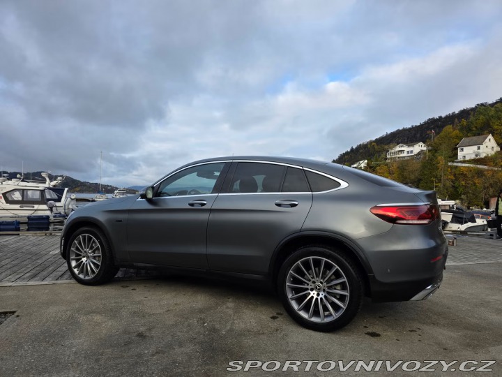 Mercedes-Benz Ostatní modely Glc 300e 4Matic Amg 2021