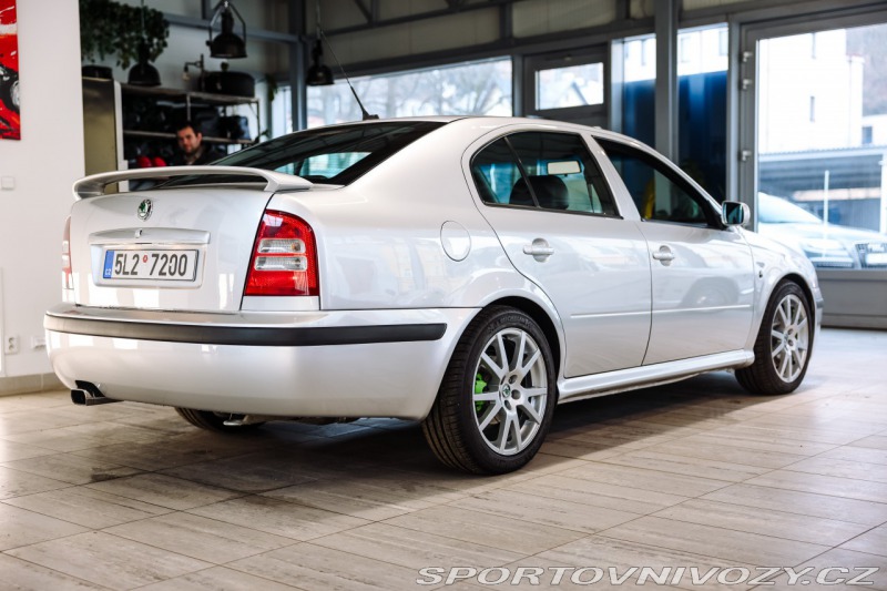 Škoda Octavia RS 1.8 T, 132 kw - dokonalá