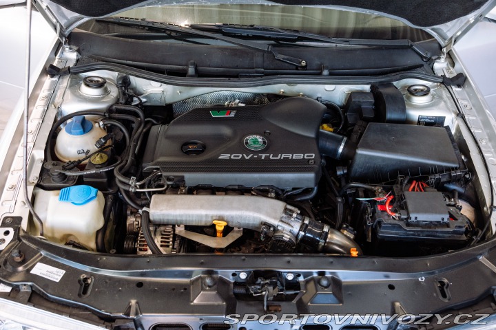 Škoda Octavia RS 1.8 T, 132 kw - dokonalá 2001