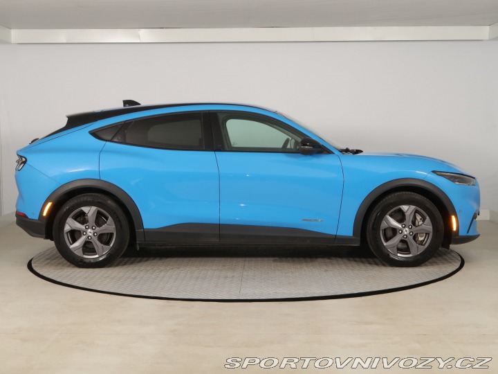 Ford Mustang Mach-E  Standard Range RW 2024