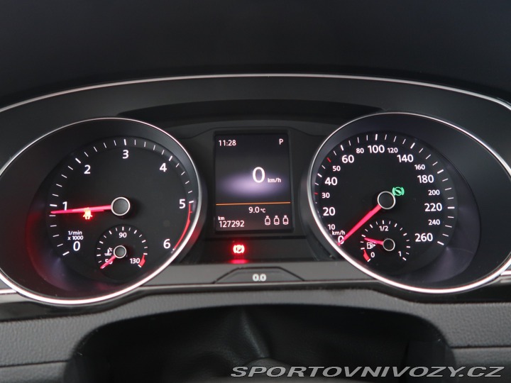 Volkswagen Ostatní modely Passat Highline 2.0 BiTDI 2016