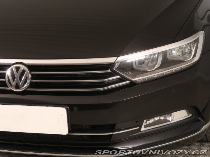Volkswagen Ostatní modely Passat Highline 2.0 BiTDI 2016
