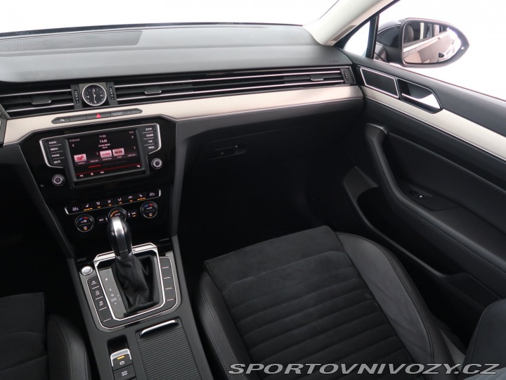 Volkswagen Ostatní modely Passat Highline 2.0 BiTDI 2016