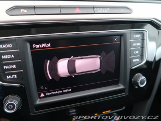 Volkswagen Ostatní modely Passat Highline 2.0 BiTDI 2016