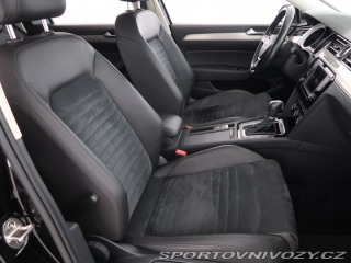 Volkswagen Ostatní modely Passat Highline 2.0 BiTDI 2016