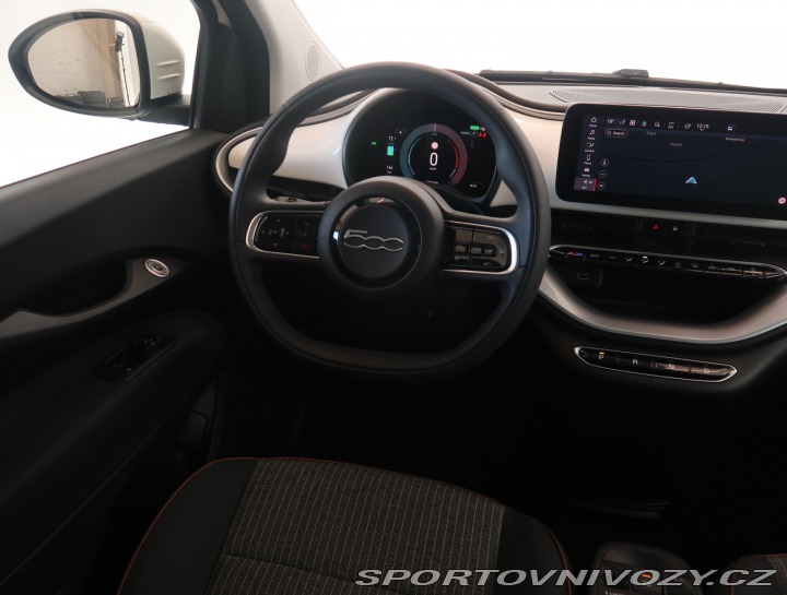 Fiat 500 500e  42 kWh 2022