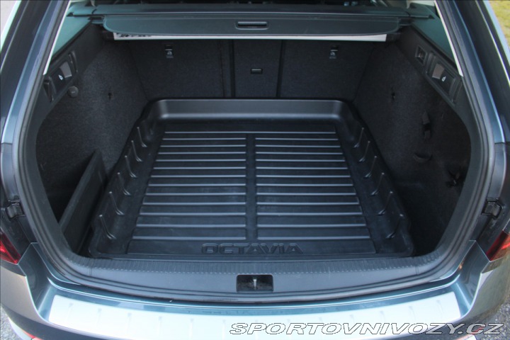 Škoda Ostatní modely Octavia 2,0   TSI 140kW Scout DSG 2019