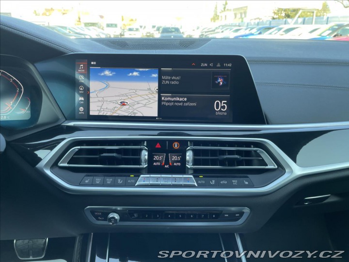 BMW X7 3,0 d M-Paket*Panorama*So 2020