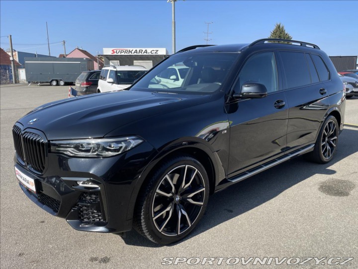 BMW X7 3,0 d M-Paket*Panorama*So 2020