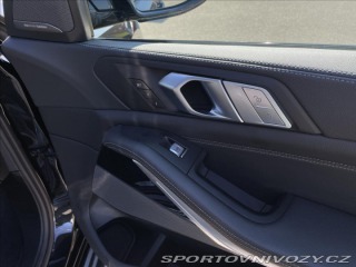 BMW X7 3,0 d M-Paket*Panorama*So 2020