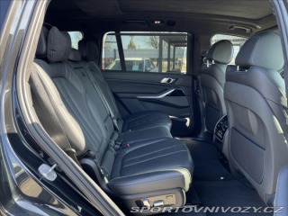 BMW X7 3,0 d M-Paket*Panorama*So 2020