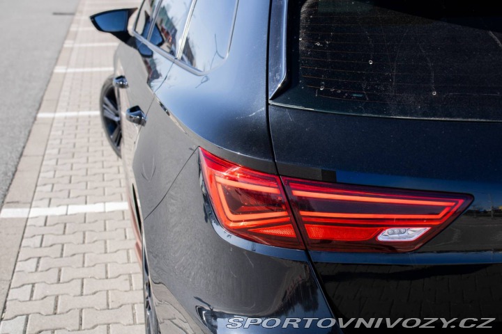 Seat Leon ST Cupra / 221 kW / A/T 2018