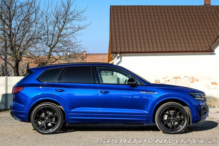 Volkswagen Ostatní modely Touareg  3.0 TDI 210kW R-Line 4Mo 2021