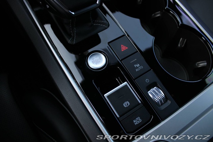 Volkswagen Ostatní modely Touareg  3.0 TDI 210kW R-Line 4Mo 2021