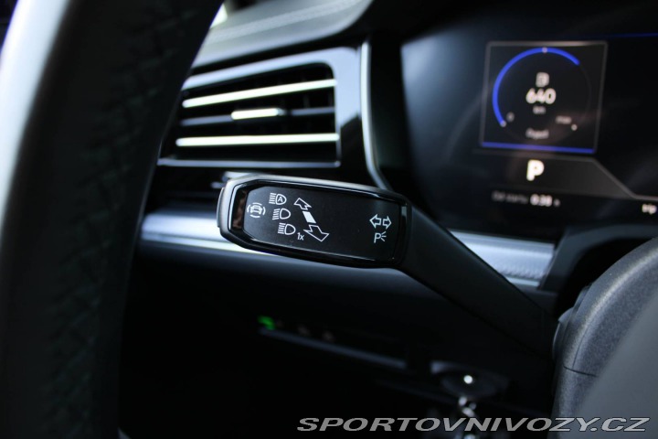 Volkswagen Ostatní modely Touareg  3.0 TDI 210kW R-Line 4Mo 2021