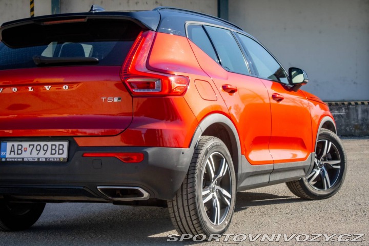 Volvo Ostatní modely XC40  T5 R-Design 182kw AT/8 4 2018