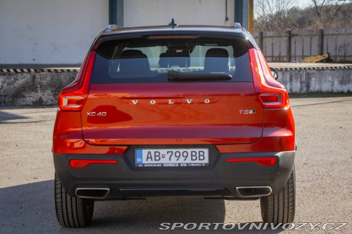 Volvo Ostatní modely XC40  T5 R-Design 182kw AT/8 4 2018