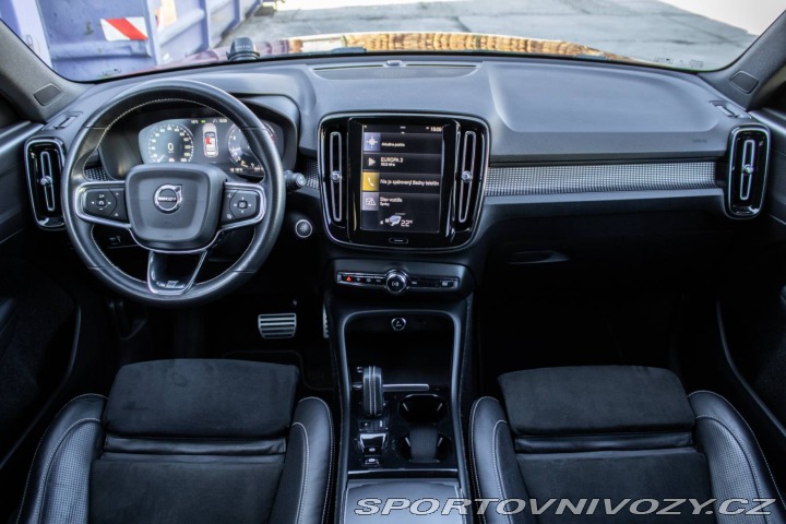 Volvo Ostatní modely XC40  T5 R-Design 182kw AT/8 4 2018