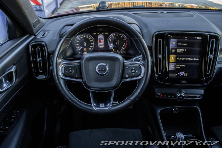 Volvo Ostatní modely XC40  T5 R-Design 182kw AT/8 4 2018
