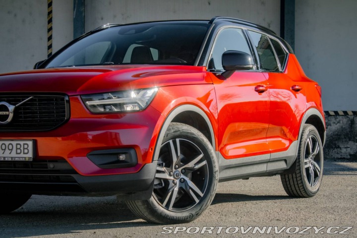 Volvo Ostatní modely XC40  T5 R-Design 182kw AT/8 4 2018