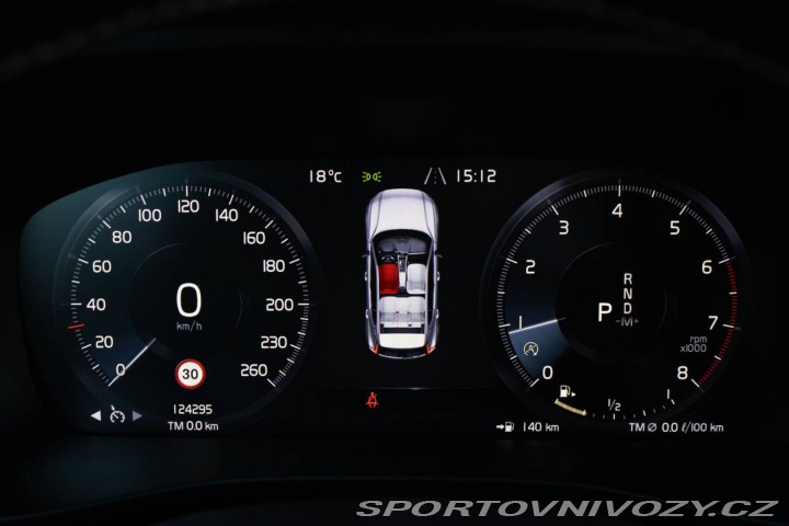 Volvo Ostatní modely XC40  T5 R-Design 182kw AT/8 4 2018