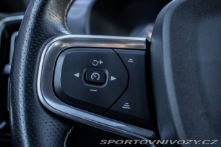 Volvo Ostatní modely XC40  T5 R-Design 182kw AT/8 4 2018