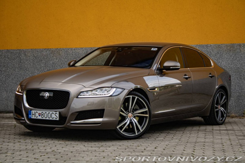 Jaguar XF 3.0D TDV6 Portfolio Auto