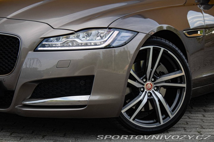 Jaguar XF 3.0D TDV6 Portfolio Auto 2016