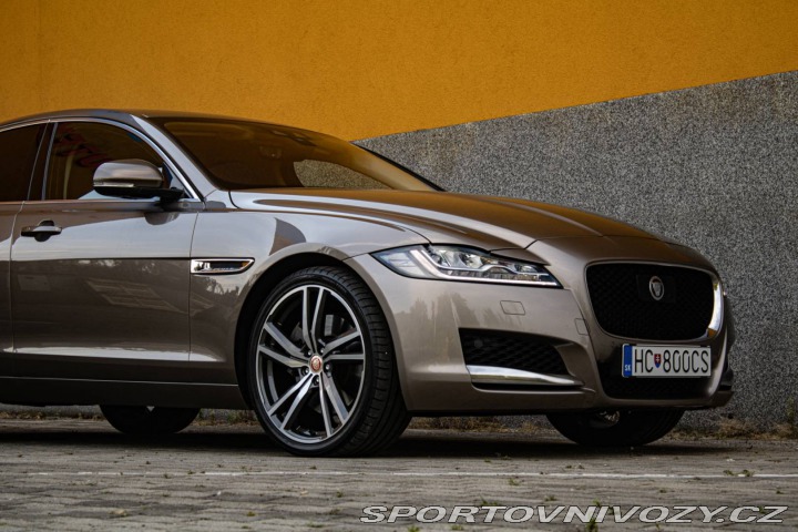 Jaguar XF 3.0D TDV6 Portfolio Auto 2016