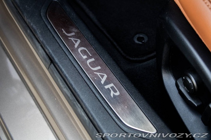 Jaguar XF 3.0D TDV6 Portfolio Auto 2016