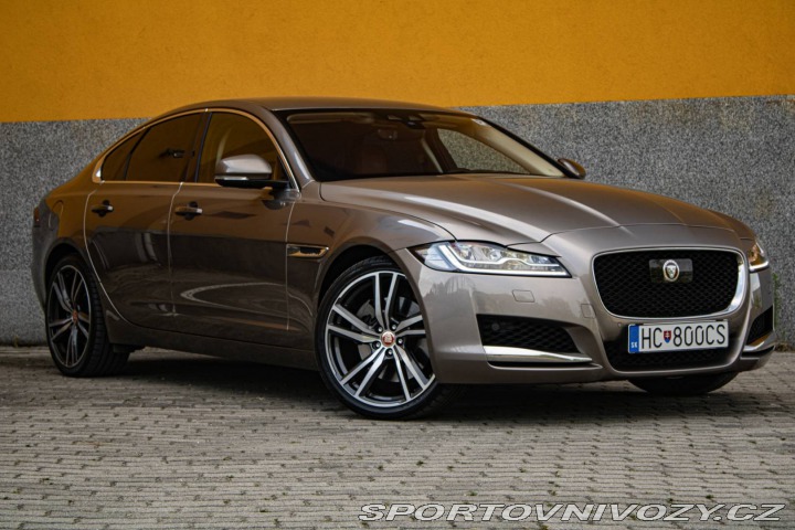 Jaguar XF 3.0D TDV6 Portfolio Auto 2016