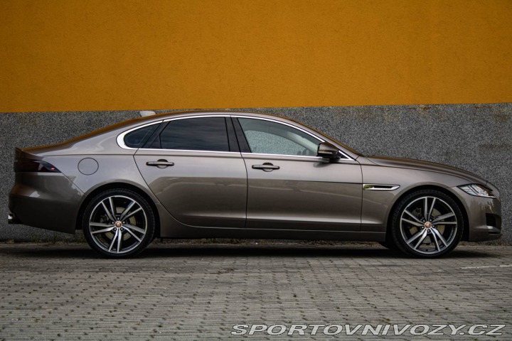 Jaguar XF 3.0D TDV6 Portfolio Auto 2016