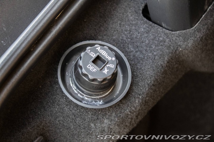 Jaguar XF 3.0D TDV6 Portfolio Auto 2016