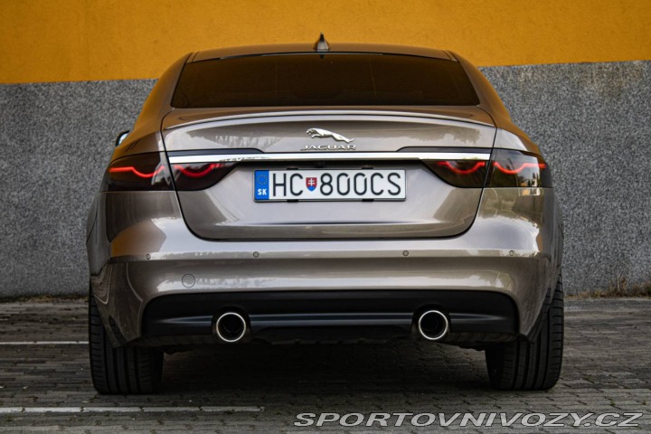Jaguar XF 3.0D TDV6 Portfolio Auto 2016
