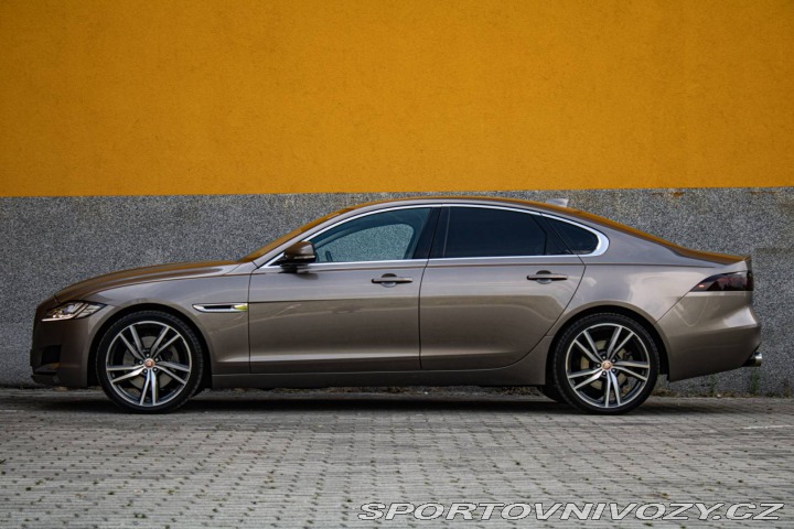 Jaguar XF 3.0D TDV6 Portfolio Auto 2016