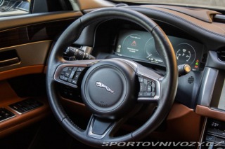 Jaguar XF 3.0D TDV6 Portfolio Auto 2016