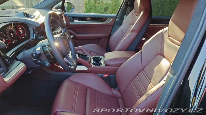 Porsche Cayenne S 2024