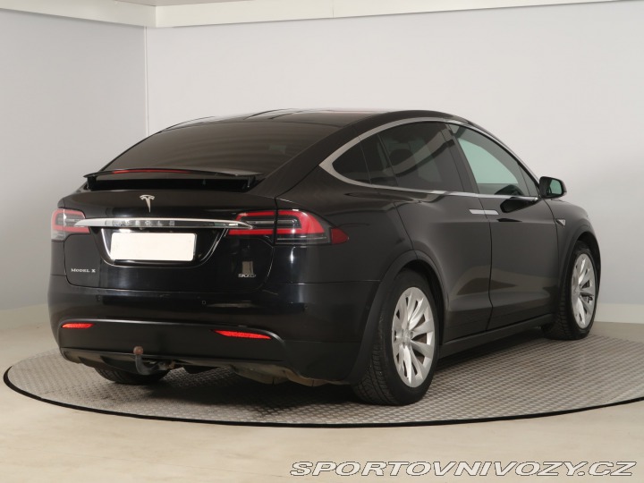 Tesla Model X 90D 2016