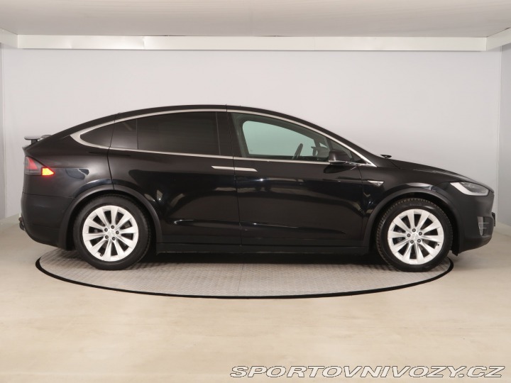 Tesla Model X 90D 2016