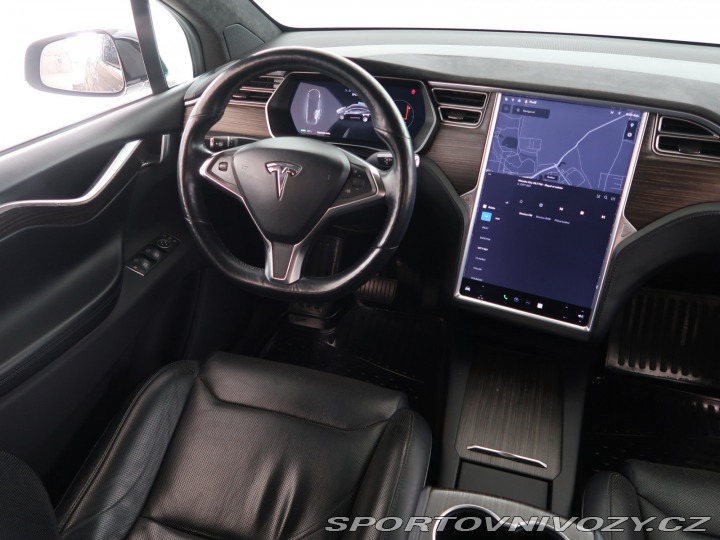 Tesla Model X 90D 2016