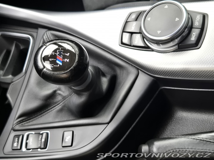 BMW 1 M135i F21 MT RWD 2014