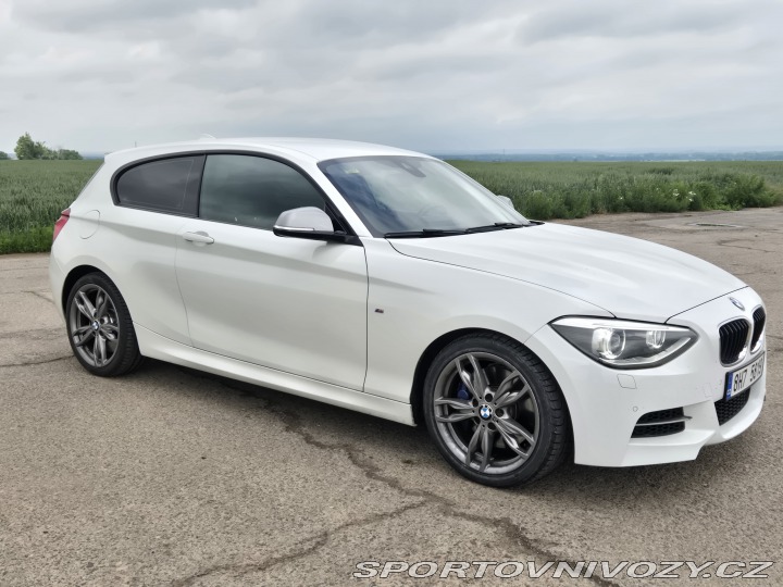 BMW 1 M135i F21 MT RWD 2014
