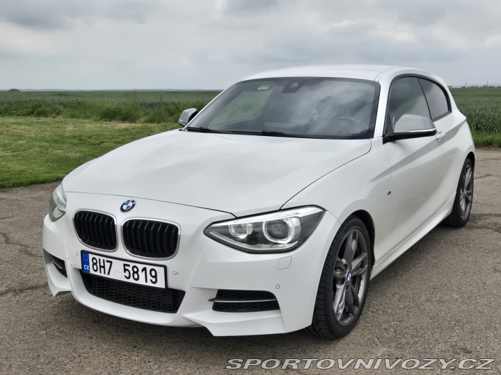 BMW 1 M135i F21 MT RWD 2014