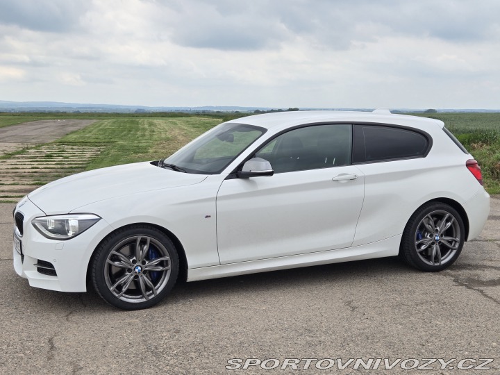 BMW 1 M135i F21 MT RWD 2014