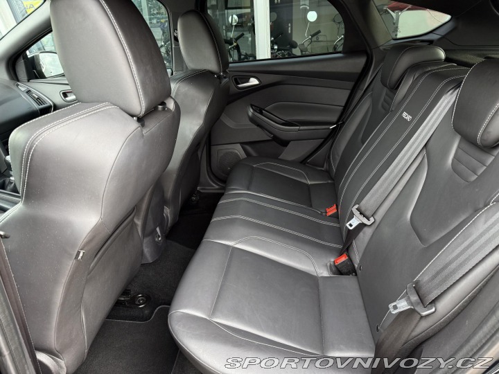 Ford Focus ST 2,0 ST 184kW EcoB REZERVA 2012